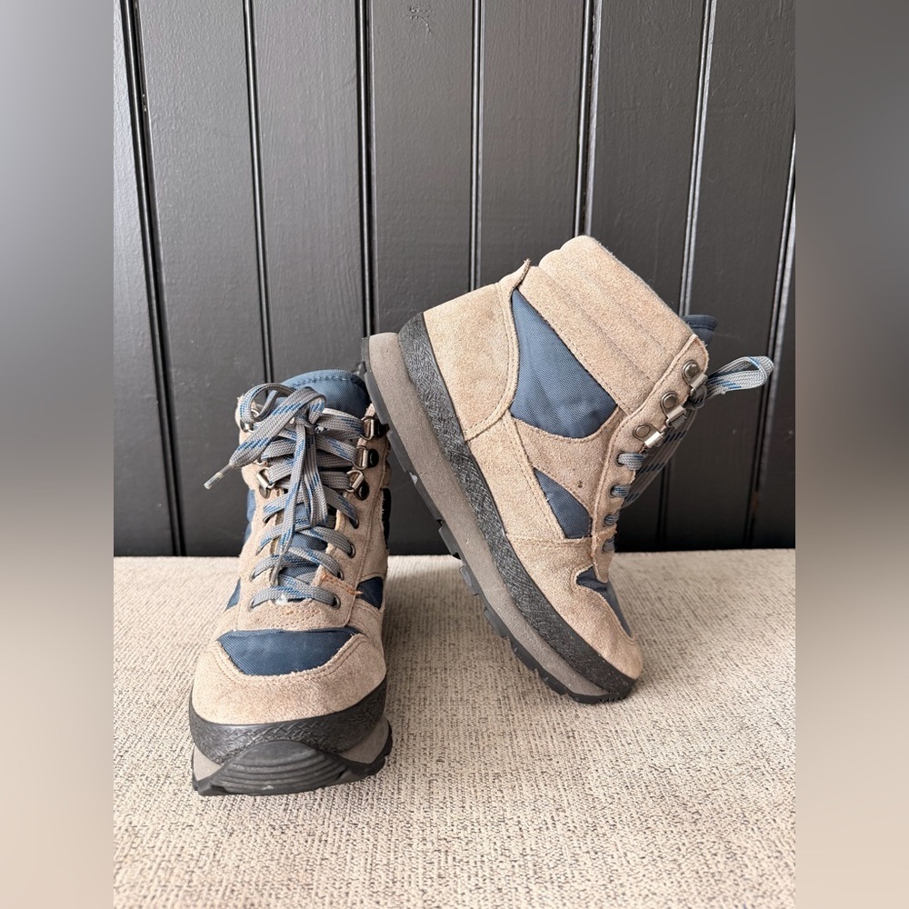 L.L. Bean Women's Leather Boots with Blue Laces